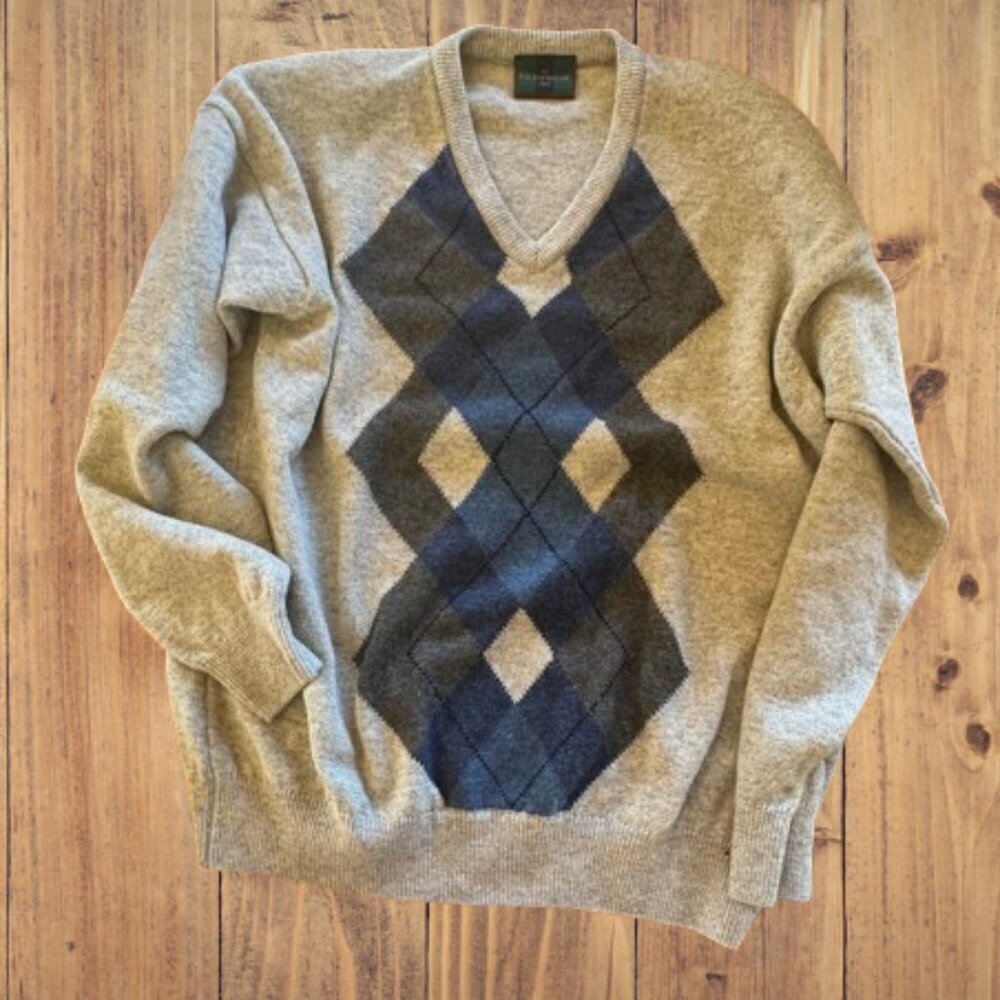 Glenmuir pure wool sweater (size medium) (H3)